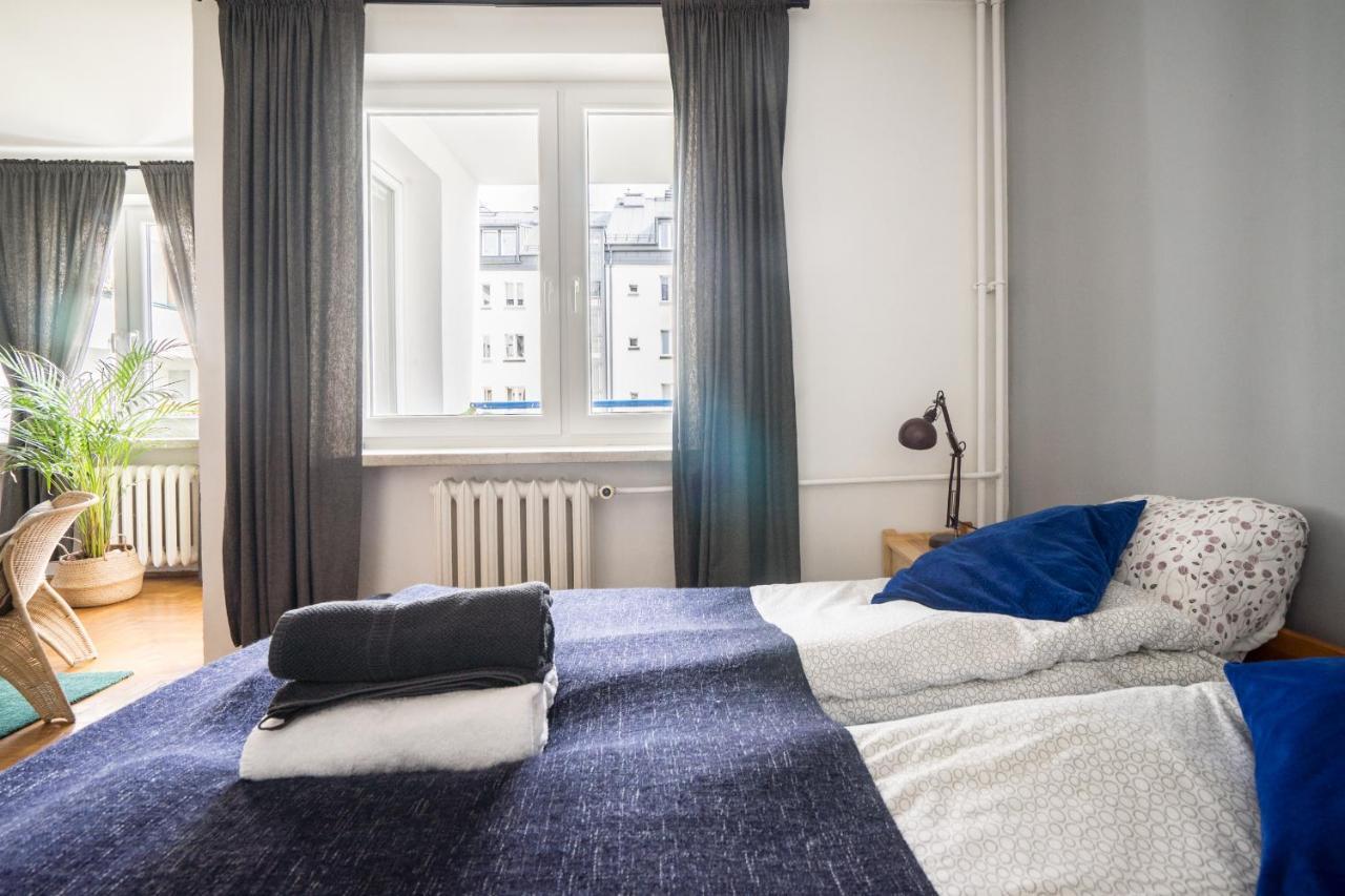 Oomph Warsaw Central 3-Bedroom Flat Bagian luar foto