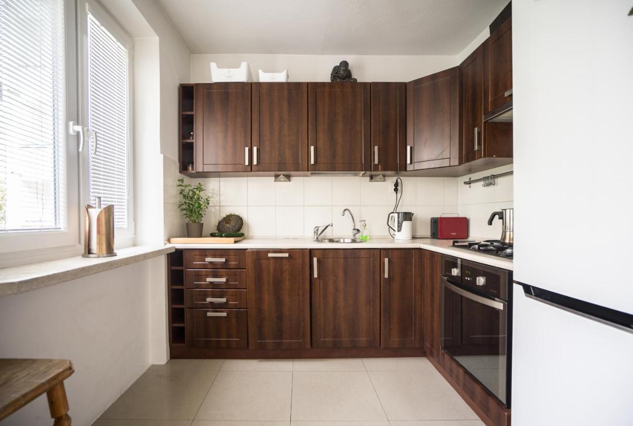Oomph Warsaw Central 3-Bedroom Flat Bagian luar foto